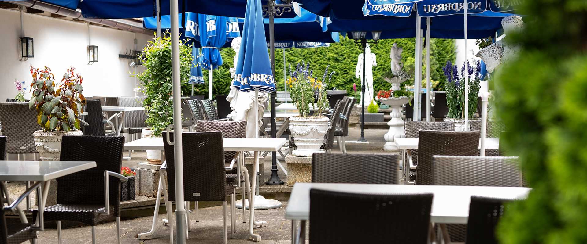 Neuhof | Griechisches Spezialitäten-Restaurant in Neuburg2